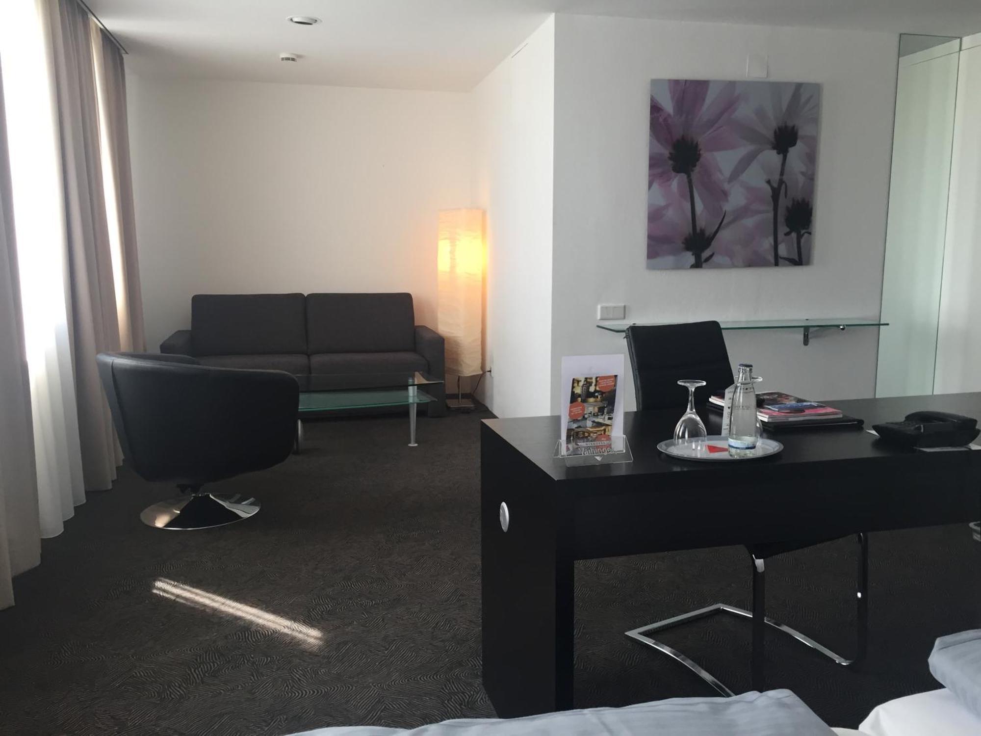 Hotel Schempp Μπόμπινγκεν Εξωτερικό φωτογραφία