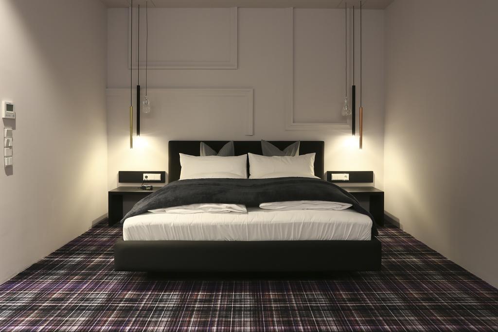 Hotel Schempp Μπόμπινγκεν Εξωτερικό φωτογραφία