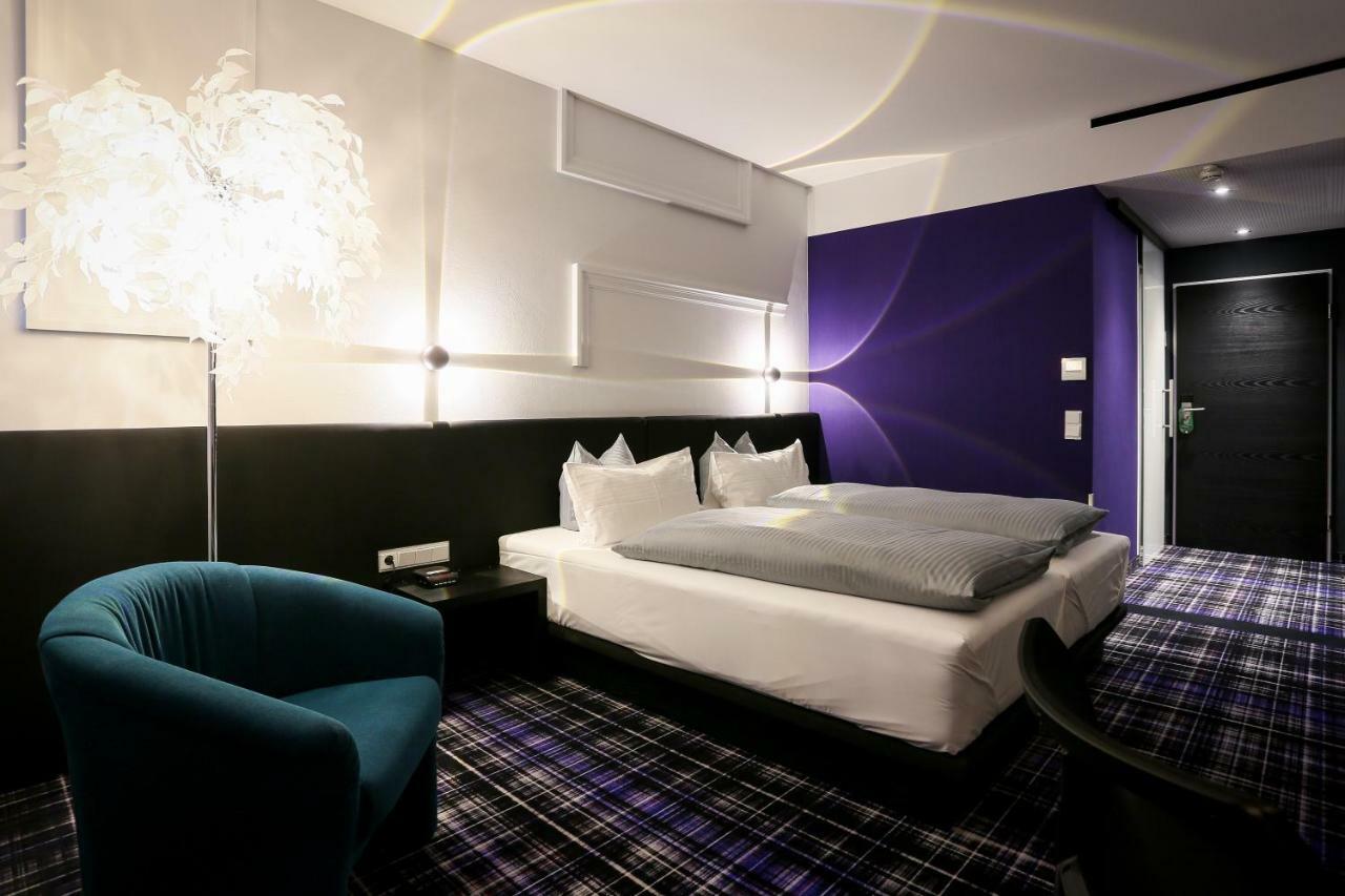 Hotel Schempp Μπόμπινγκεν Εξωτερικό φωτογραφία